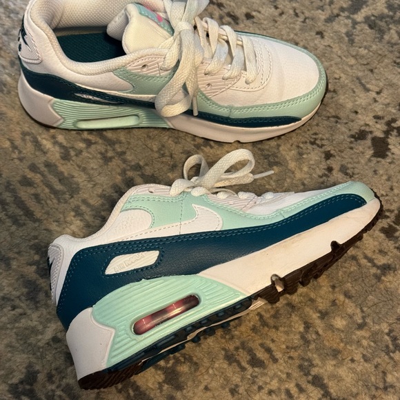 Nike Air Max 90 Leather White Jade Ice - Picture 4 of 7